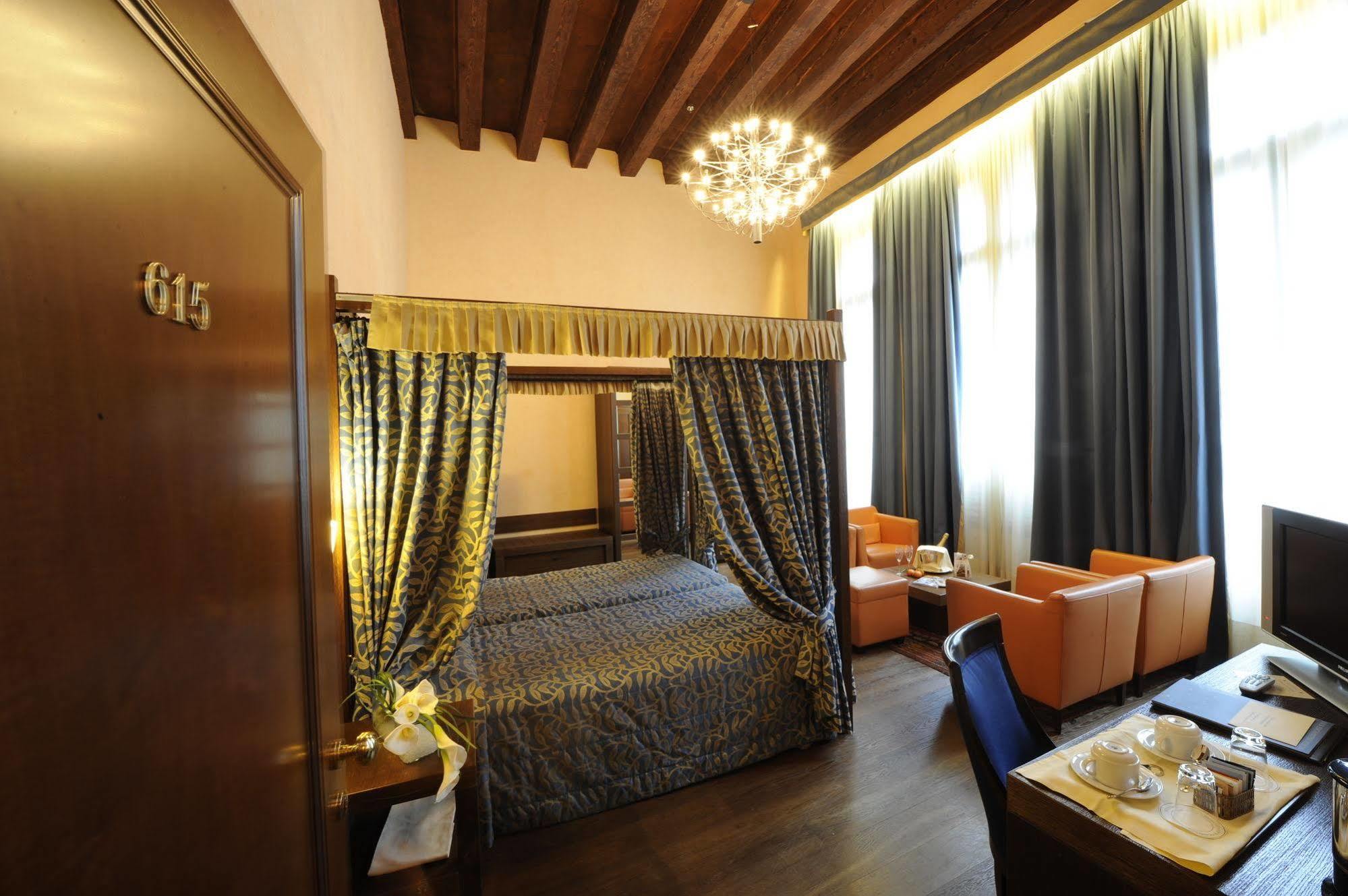 Hotel Palazzo Selvadego Venecia Habitación foto
